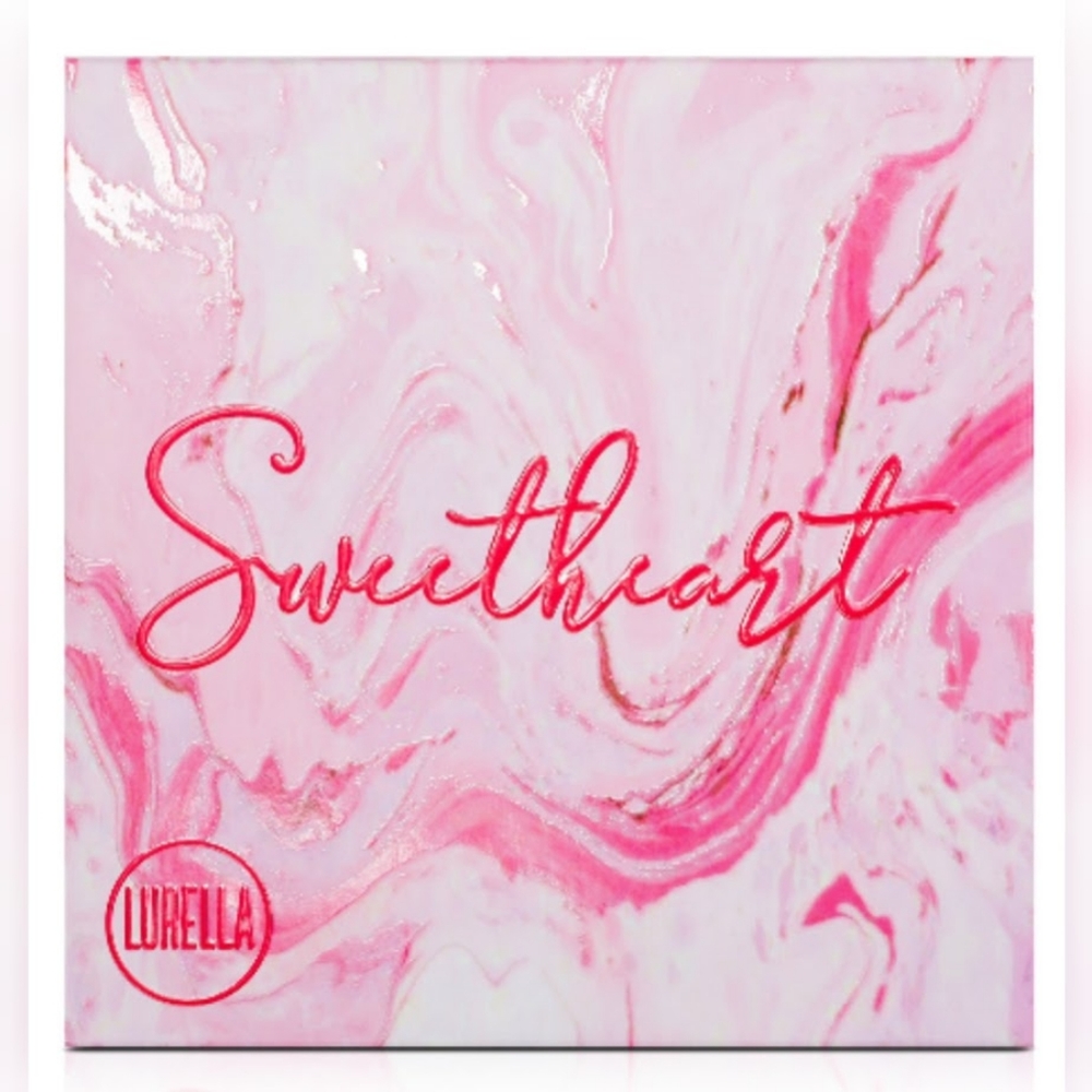 Sweetheart Eyeshadow Palette.